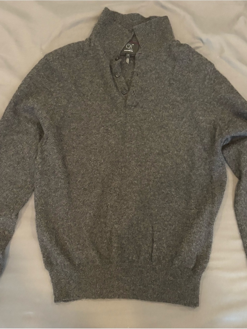 Qi Men’s Charcoal Gray 100% Cashmere Sweater
